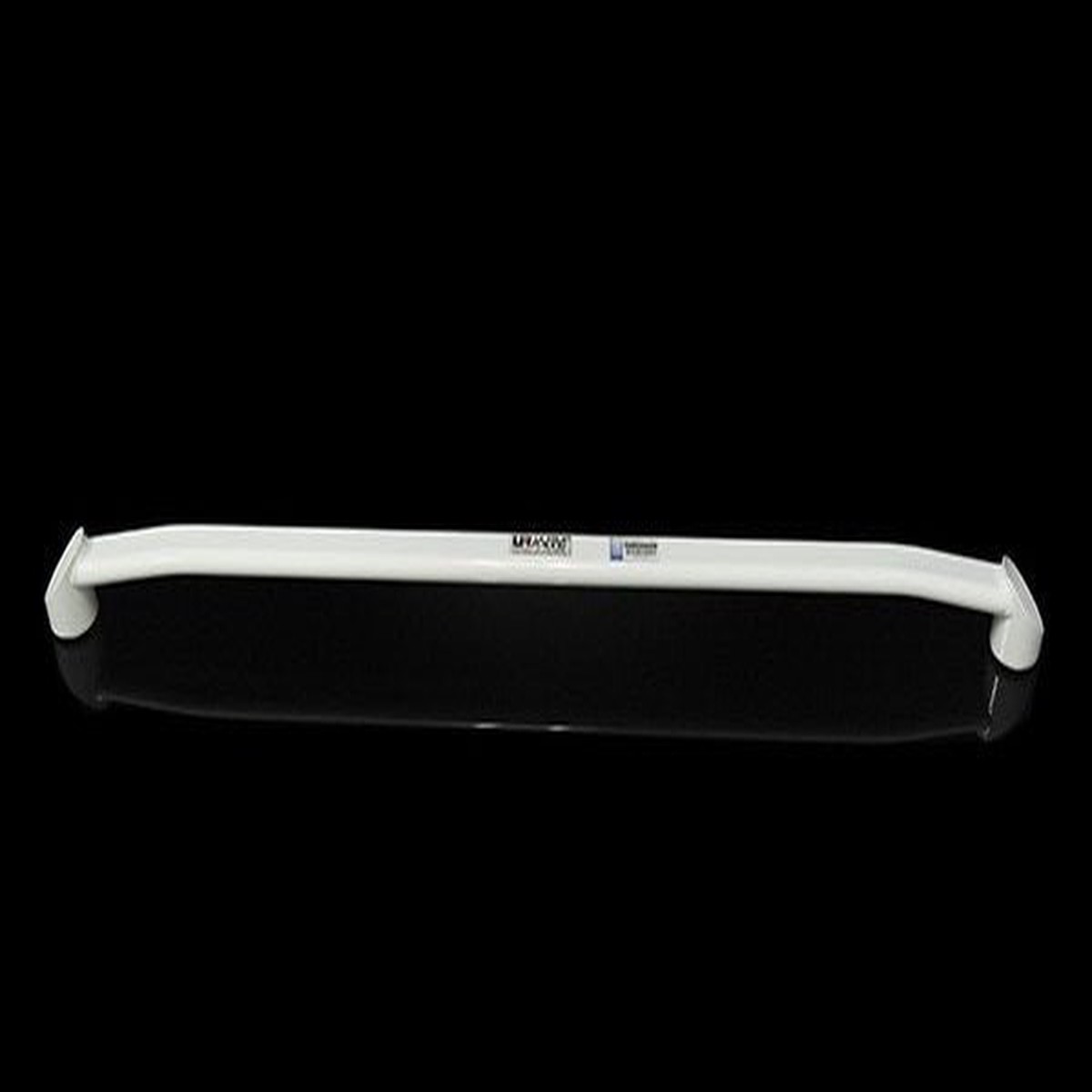BMW 640 E63/E64 4.0 03-10 Ultra Racing 2-Point Rear Lower Bar  URKR-RL2-2526