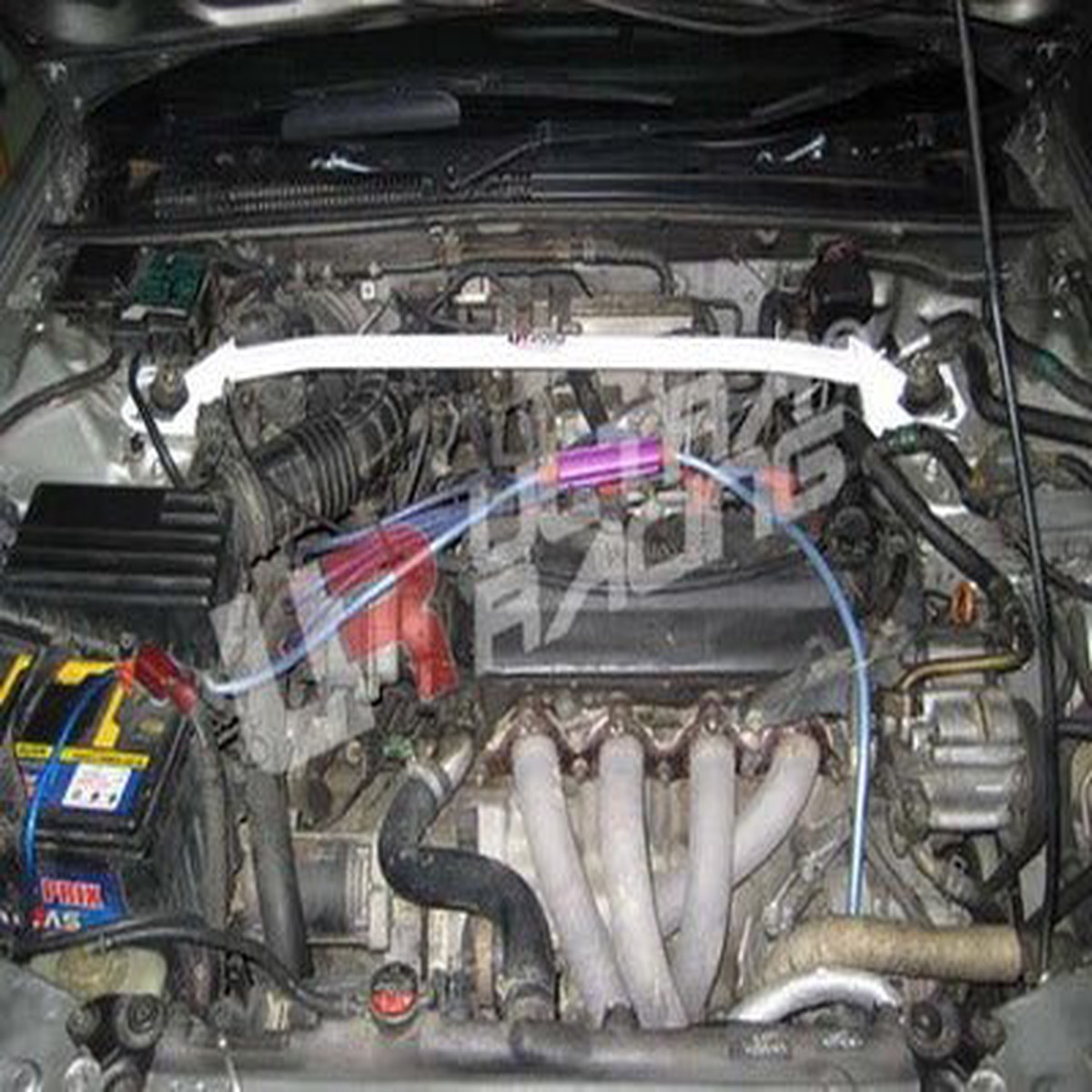 Honda Accord 90-93 Ultra Racing Front Upper Strutbar Inject.  UR-TW2-532