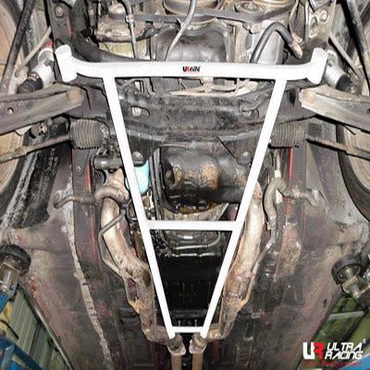 Nissan 300ZX Z32 90-97 Ultra Racing 4-Point Front H-Brace  UR-LA4-1768