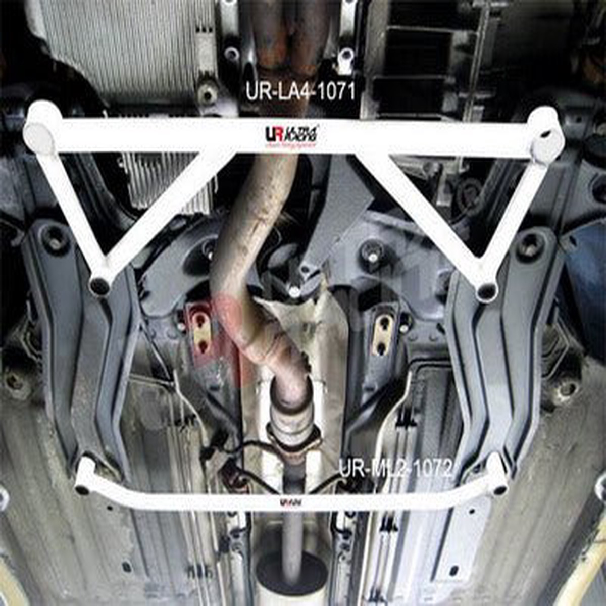 Alfa Romeo Spider GTV 2.0 Ultra Racing 2-Point Mid Lower Bar  UR-ML2-1072