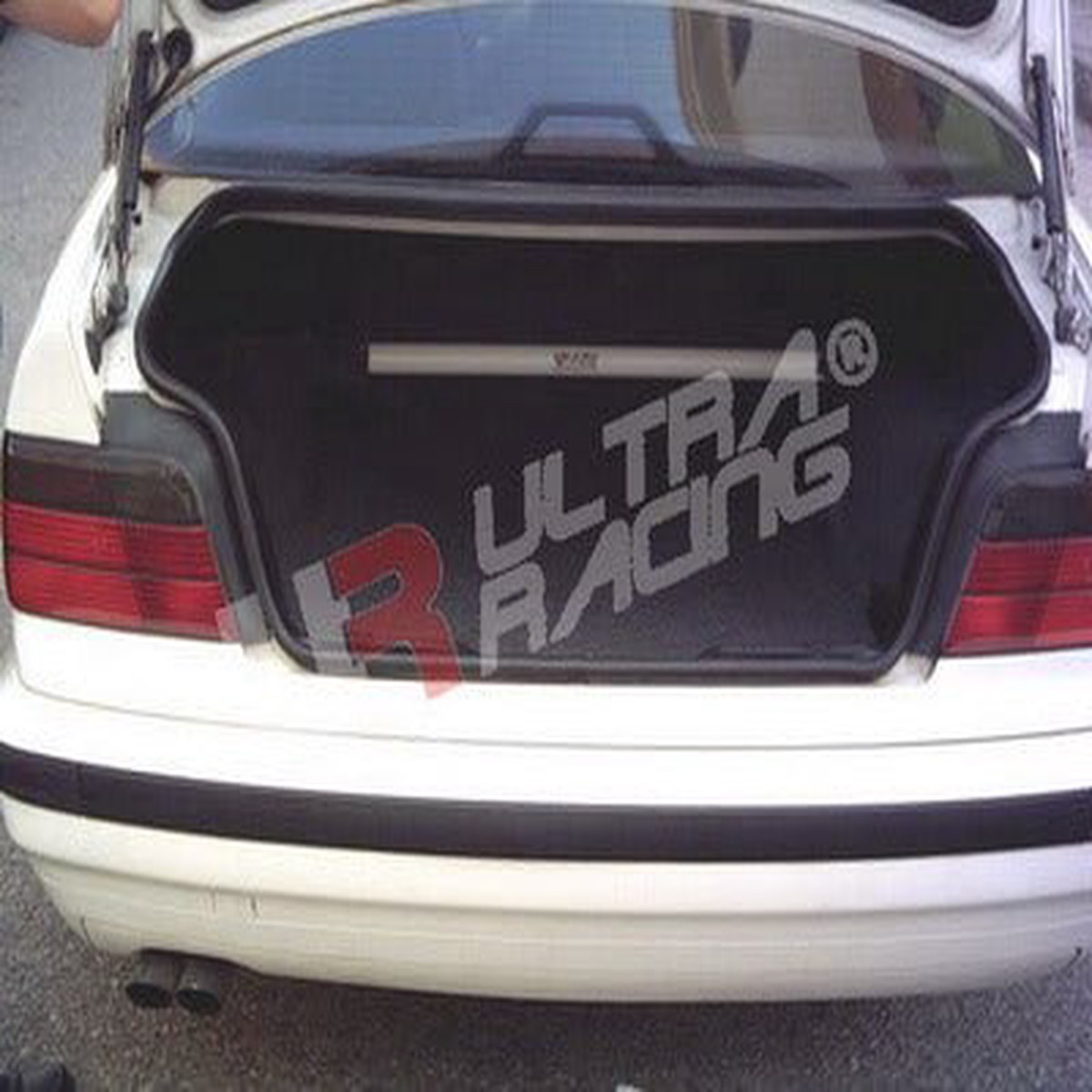 BMW 3-Series E36 91-98 Ultra Racing Rear Upper Strutbar  UR-RE2-072