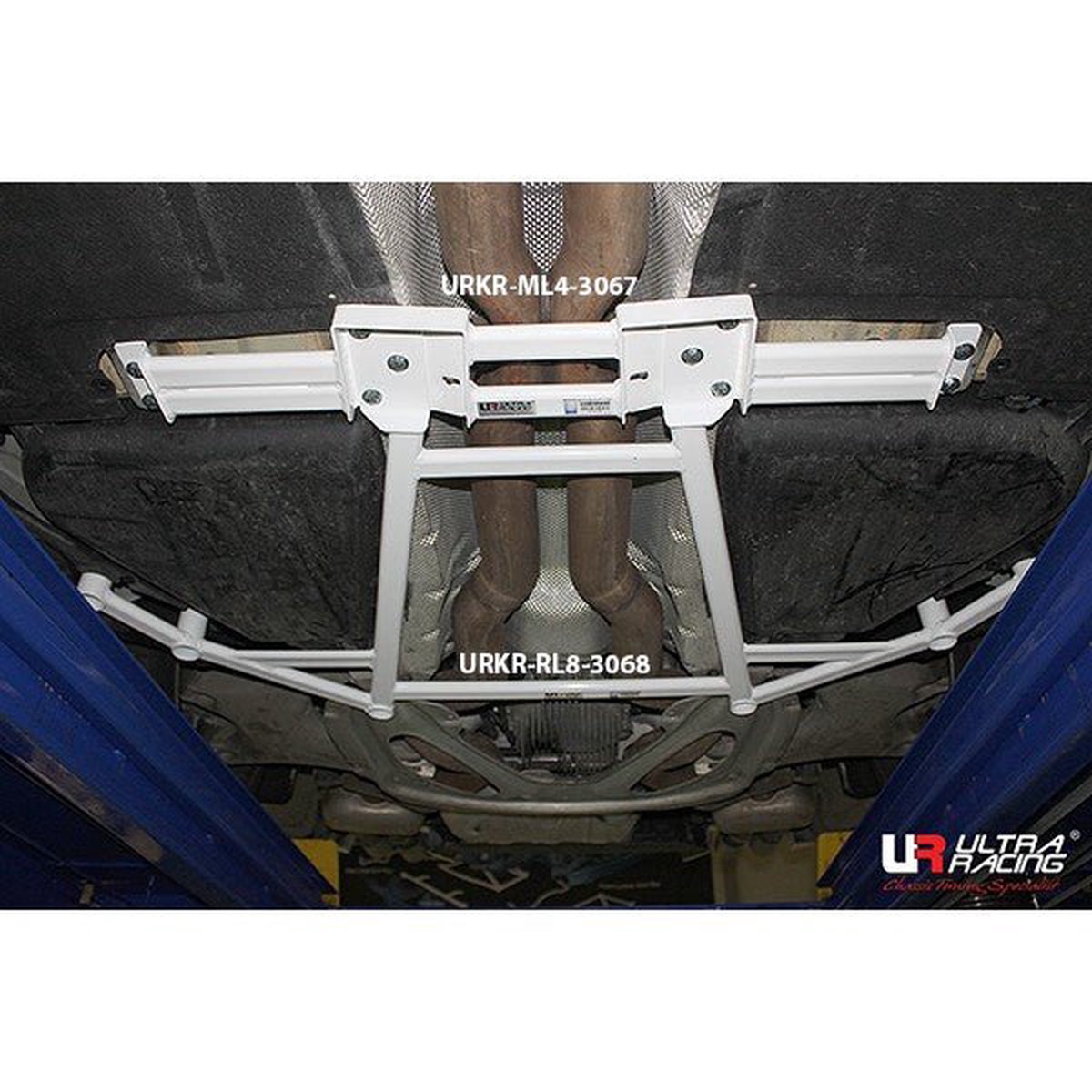 BMW M5 F10 10+ Ultra Racing 4-Point Mid Lower Brace  URKR-ML4-3067