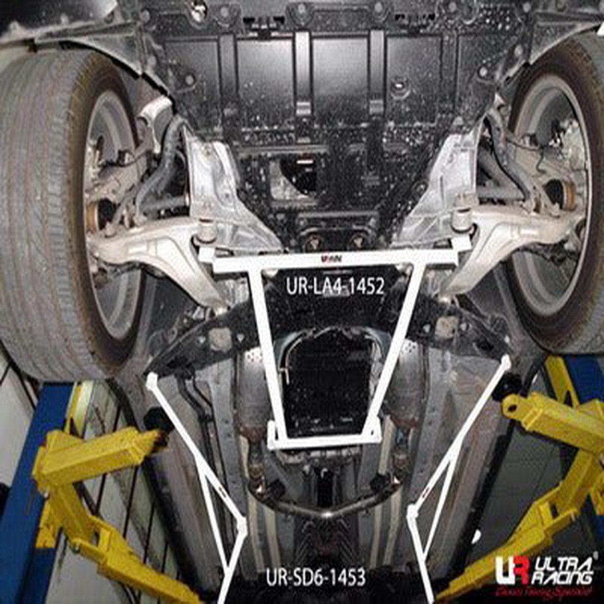 Infiniti FX 09+ 4WD Ultra Racing 4-Point Front Lower H-Brace  UR-LA4-1452