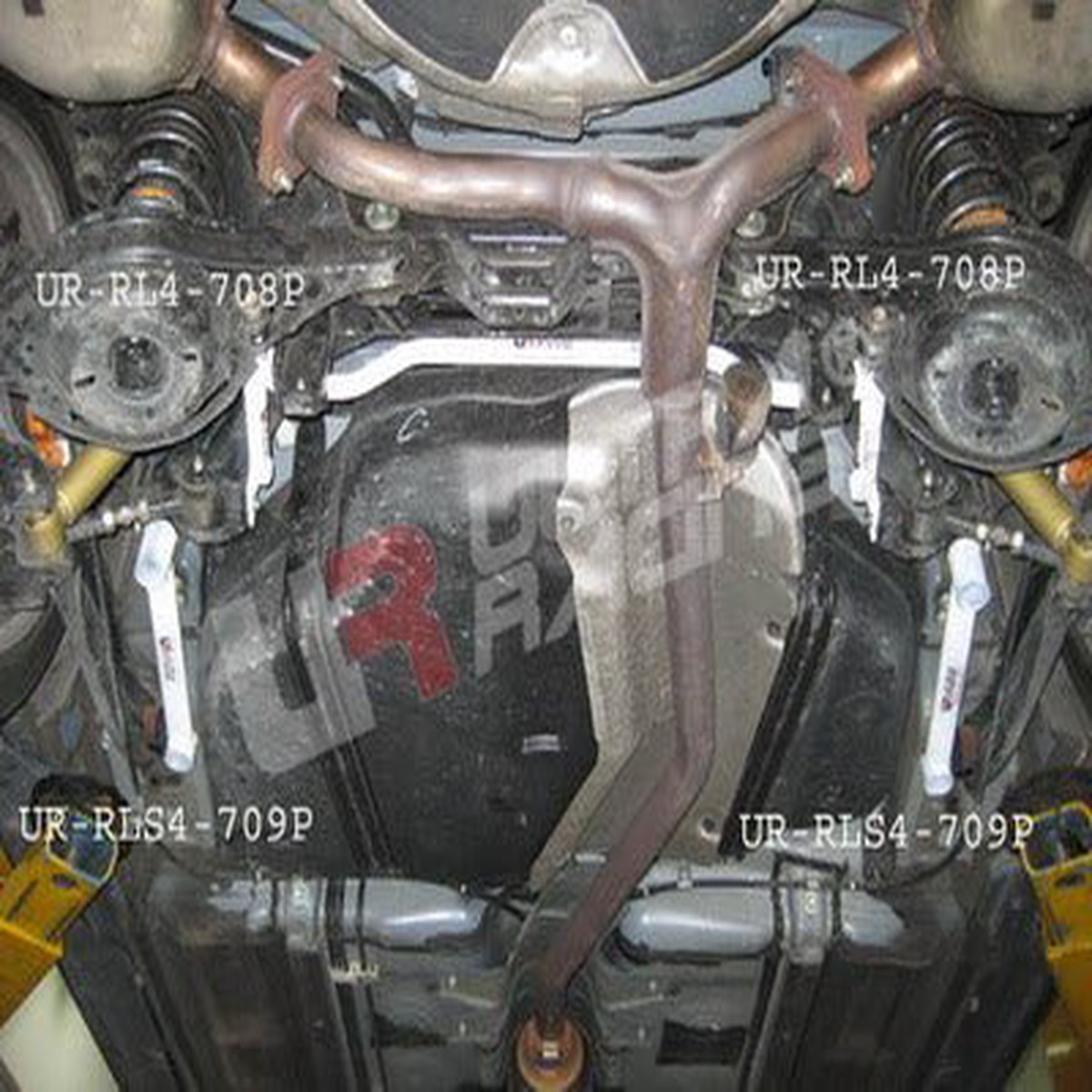 Mazda 6 GG 03-08 Ultra Racing 2x 2-Point Rear/Side Braces  UR-RS4-709P