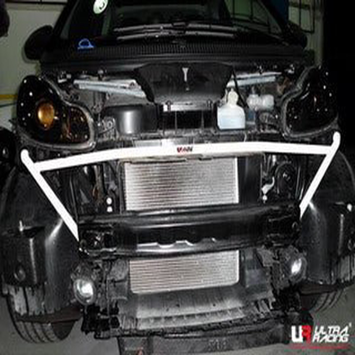 Smart Fortwo 451 07+ Ultra Racing 2-Point Front Torsion Bar  UR-FT4-1495