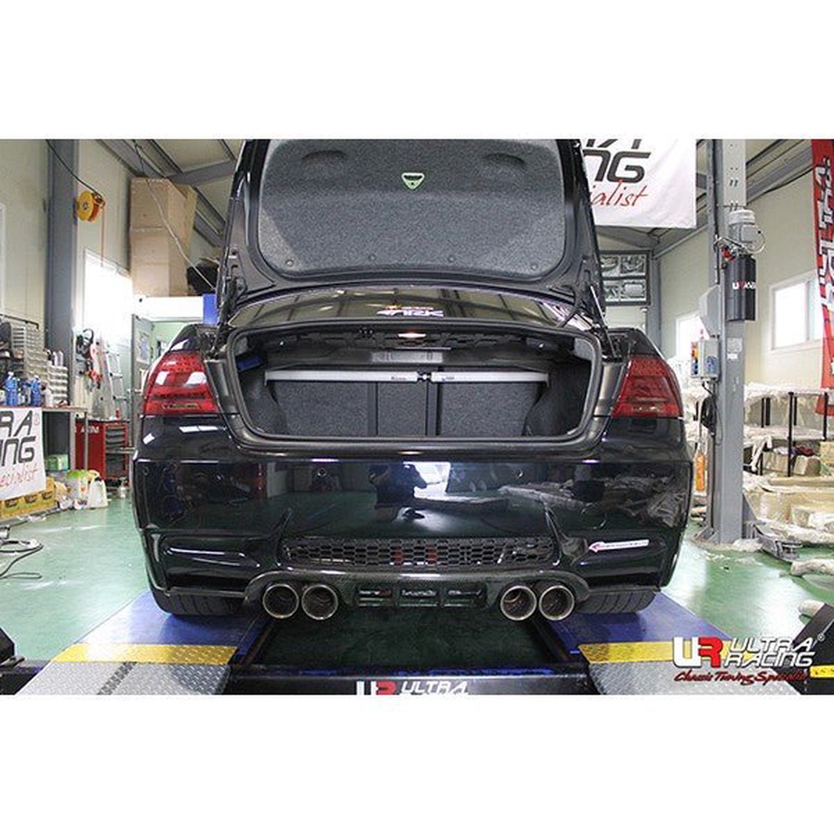 BMW M3 E92 07-13 Ultra Racing 2-Point Adj. Rear Upper Strut Bar  URKR-RE2-2758A
