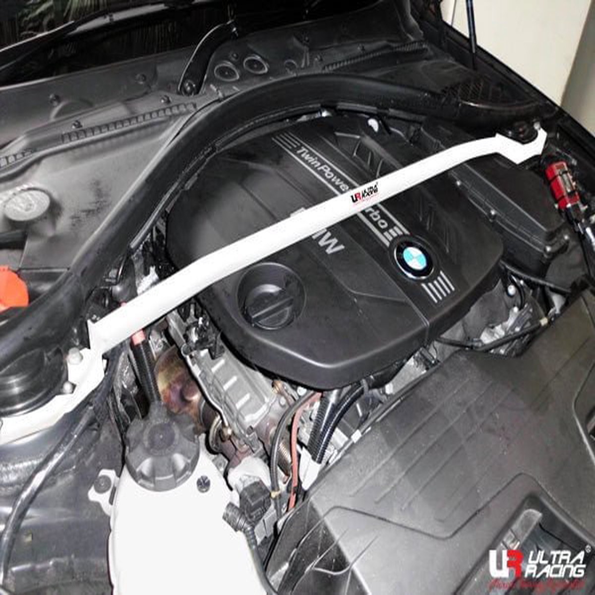BMW 3-Series F30 2.0D 11+ Ultra Racing Front Upper Strutbar  UR-TW2-2070