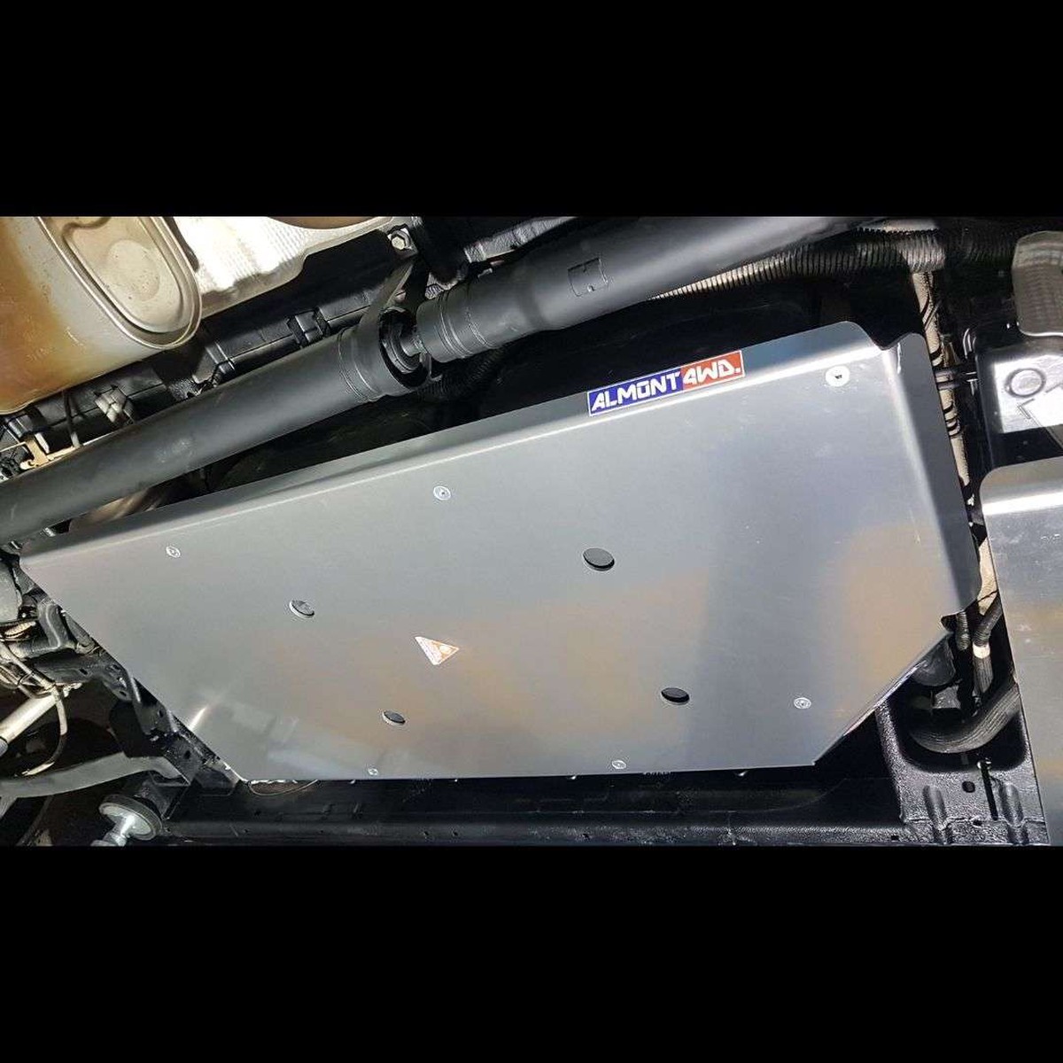 Almont Fuel Tank Skid Plate  Volkswagen Crafter