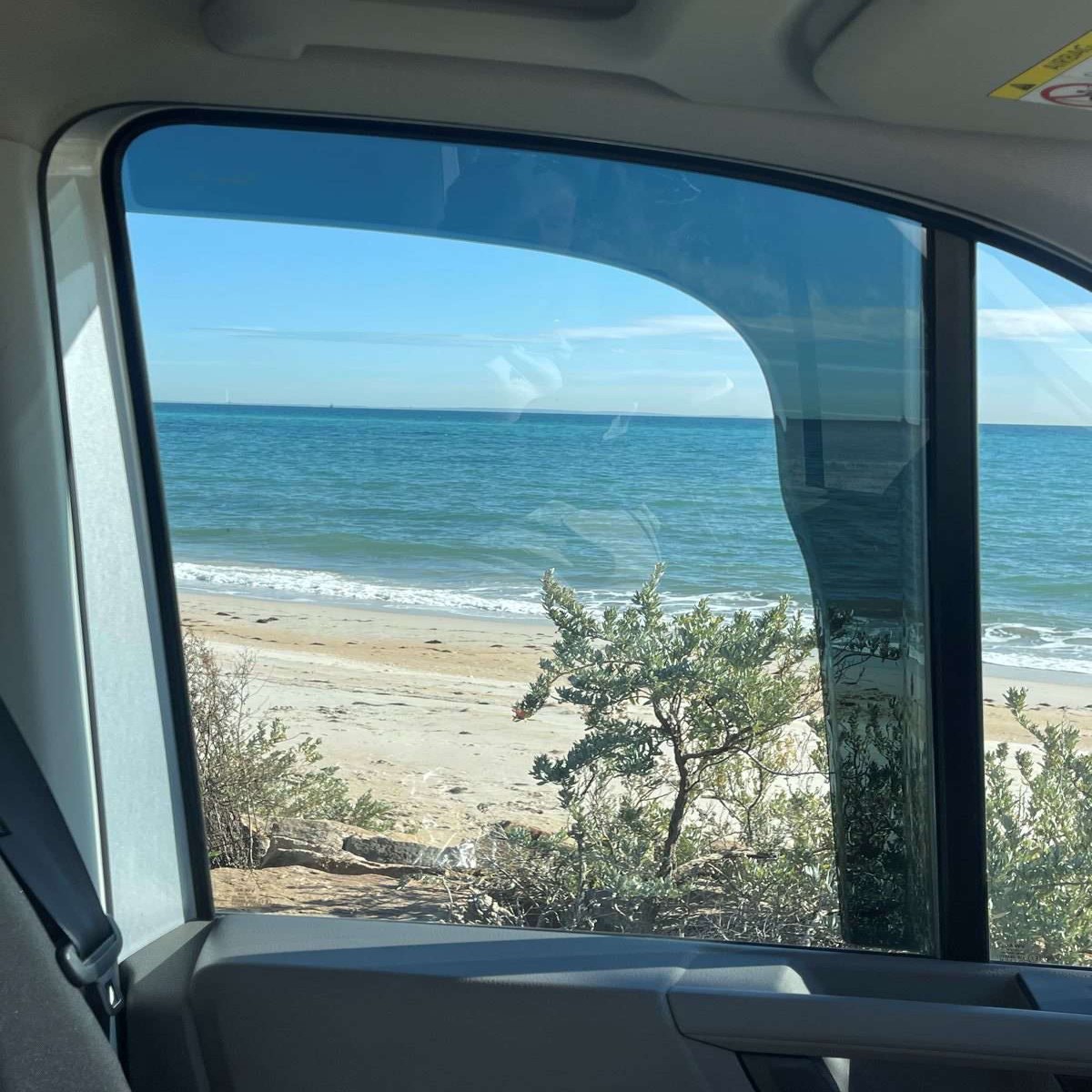Wind Deflector Volkswagen Crafter 2017+ Large