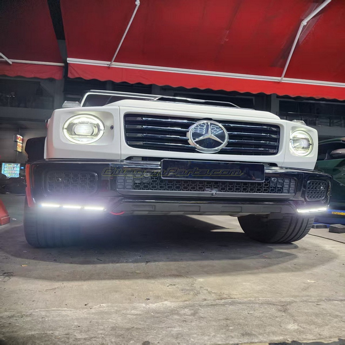 B-style Front Lip Spoiler for 2025+ Mercedes G550 W465