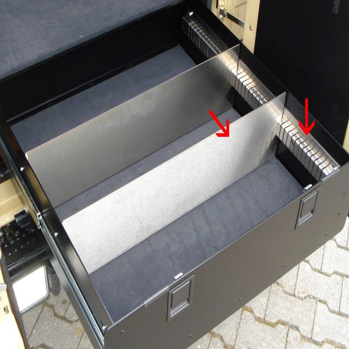 Mercedes G-class Slot Rail Set with 1 Divider  For High Drawer System 20022018 W463