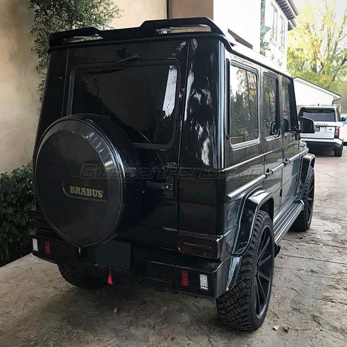 Mercedes G500/G550/G63 Spare Tire Ring/Clamp in Gloss Black W463