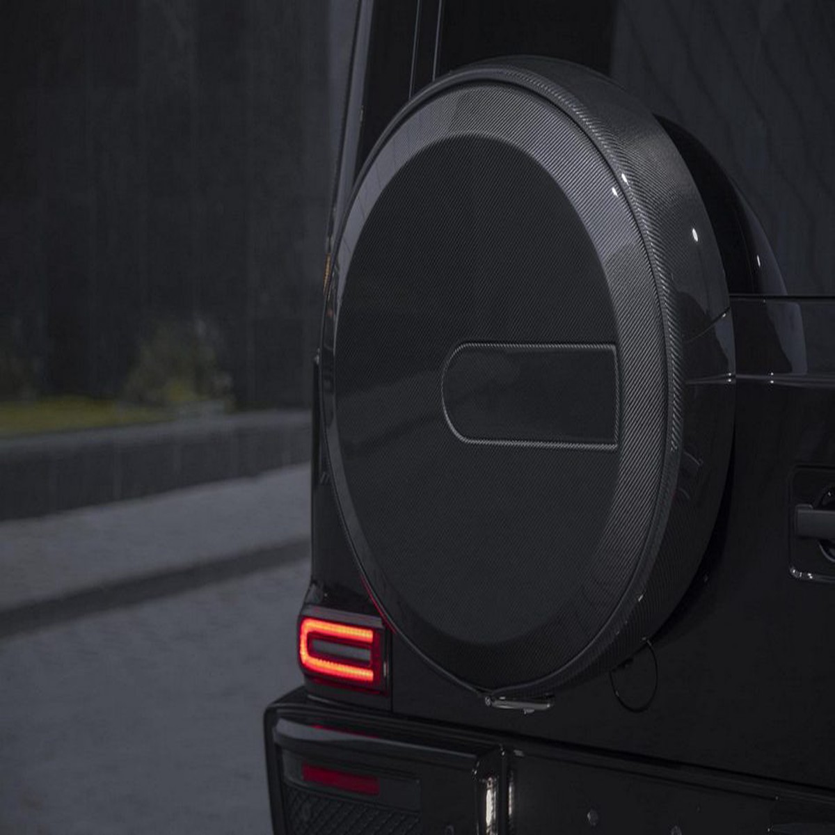 Carbon Fiber Spare Tire Cover for 2020-2024 Mercedes G-class W463A
