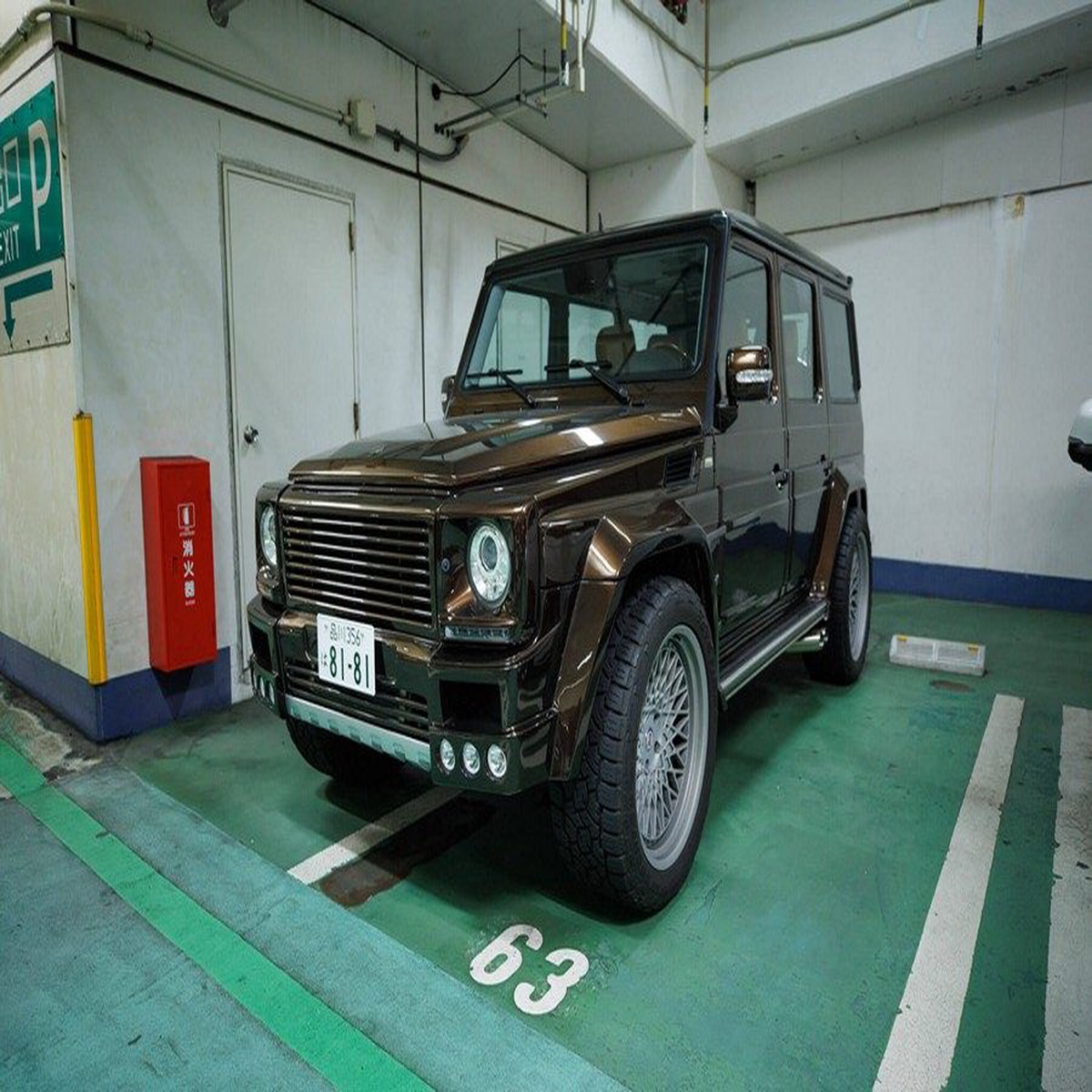 Mercedes-Benz G 550 with HRE Vintage 501 in Satin Silver  20