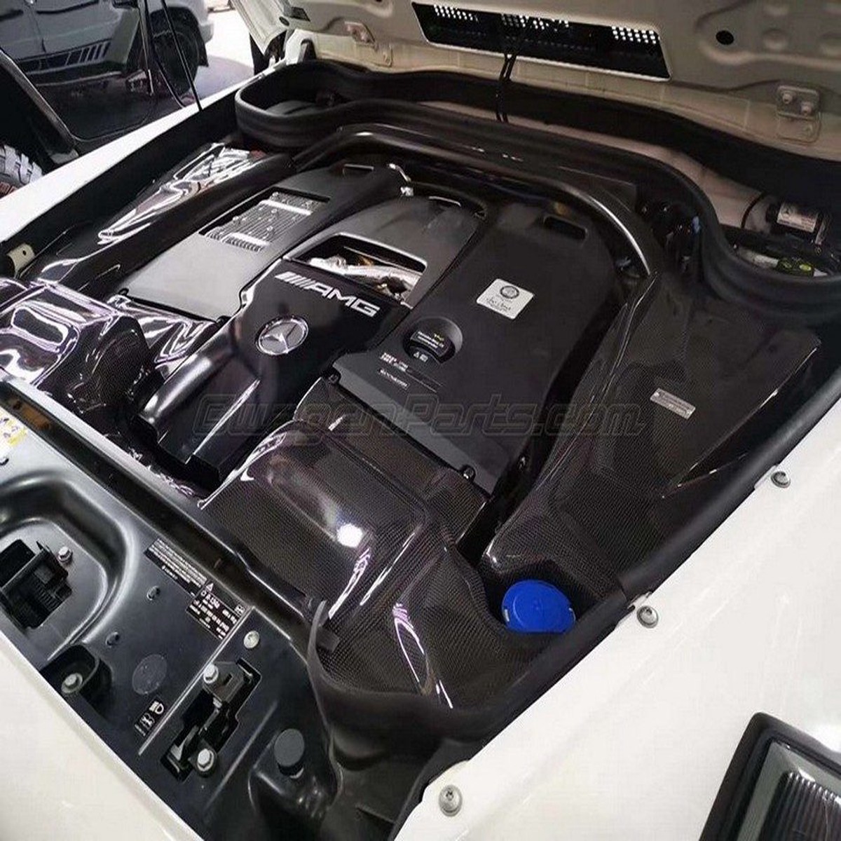 Mercedes G550/G63 Carbon Fiber Engine Cover W463A
