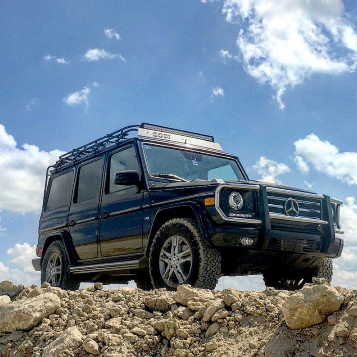 GOBI Mercedes G-Wagon Stealth Rack Lightbar Setup and No Sunroof