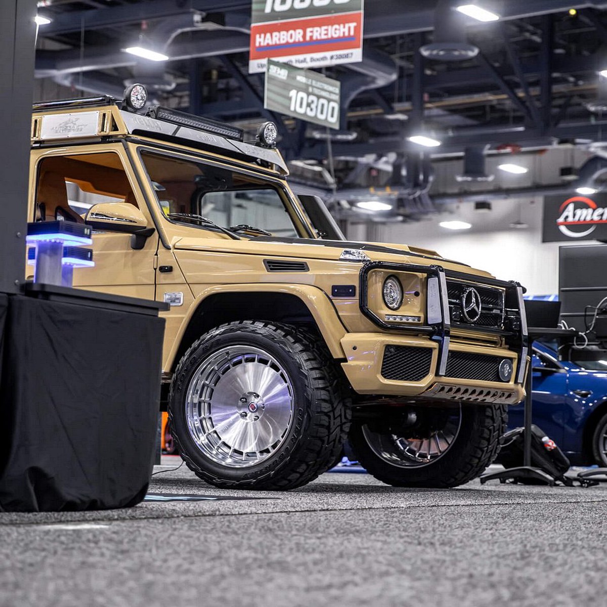 Mercedes-Benz G550 Conversion with HRE Vintage 935 in Brushed Clear / Polished Clear  22-Inch Wheels