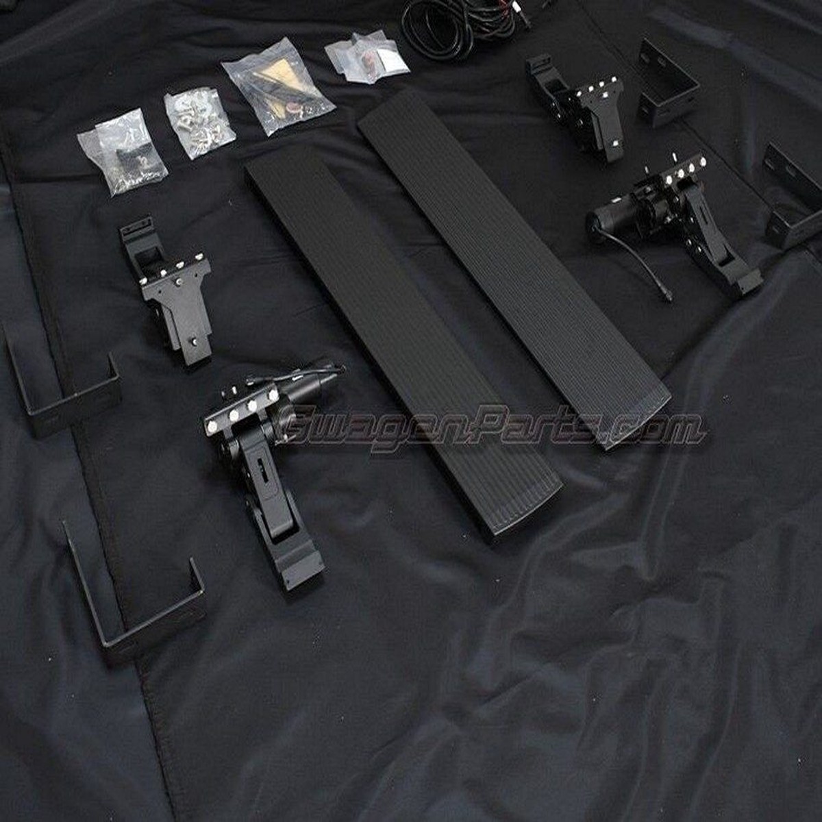 EUROSTEP Electric Side Steps for 2017-2018 Mercedes G500/G550 44 W463 Short Version