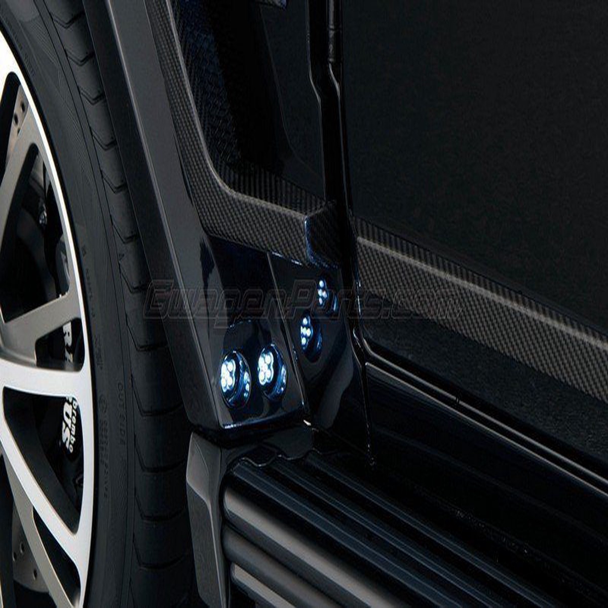 B-style Running Board Corners, Illuminated for 2002-2018 W463