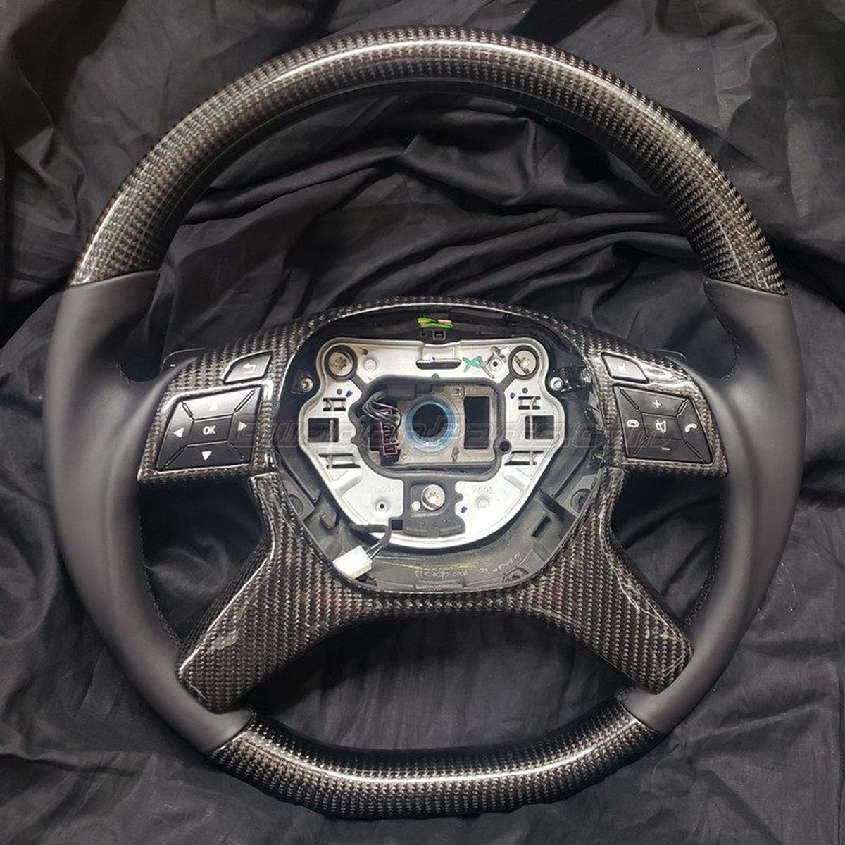 evoc Carbon Fiber Steering Wheel for 2013-2018 Mercedes G550 and G63
