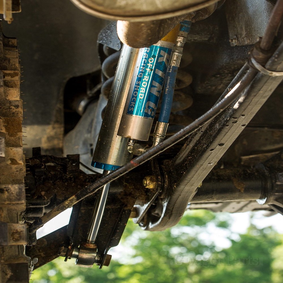 2.5-inch KING Performance Shocks for Mercedes G-class W463 with External Reservoir
