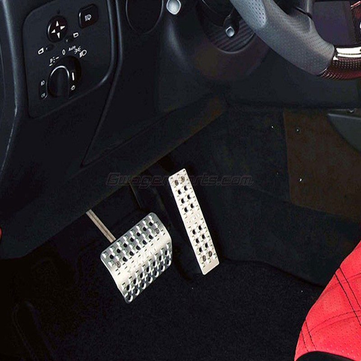 Hamann Pedals in Silver Anodized Aluminum for Mercedes-Benz G-Class W463