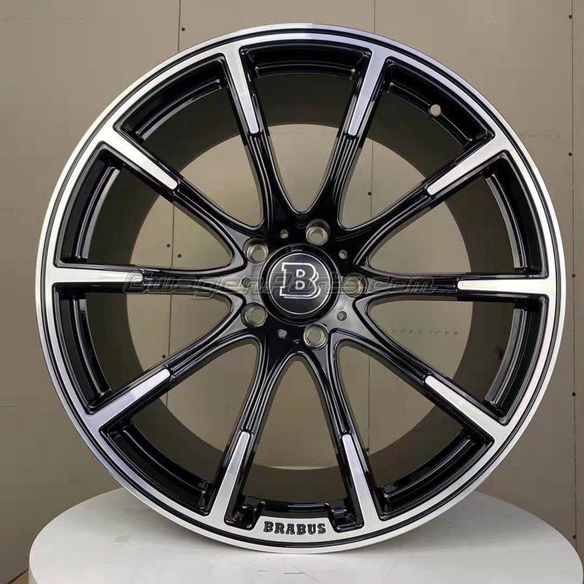 B-style Monoblock Z Forged Wheels 2410 in Gloss Black for G-class W463 and W463A