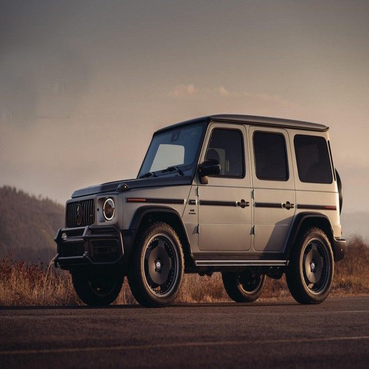 HRE 544 22-Inch Wheels in Satin Black / Stone Dark Clear for Mercedes-Benz AMG G63
