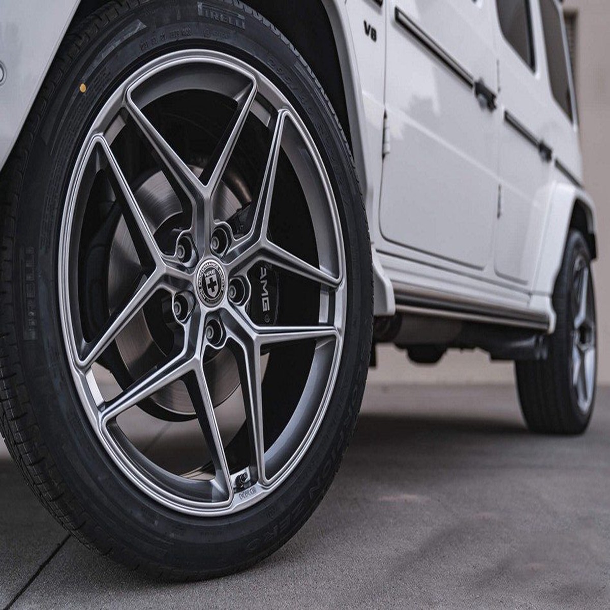 HRE FlowForm FF11 22-Inch Liquid Metal Wheels for Mercedes-Benz G500