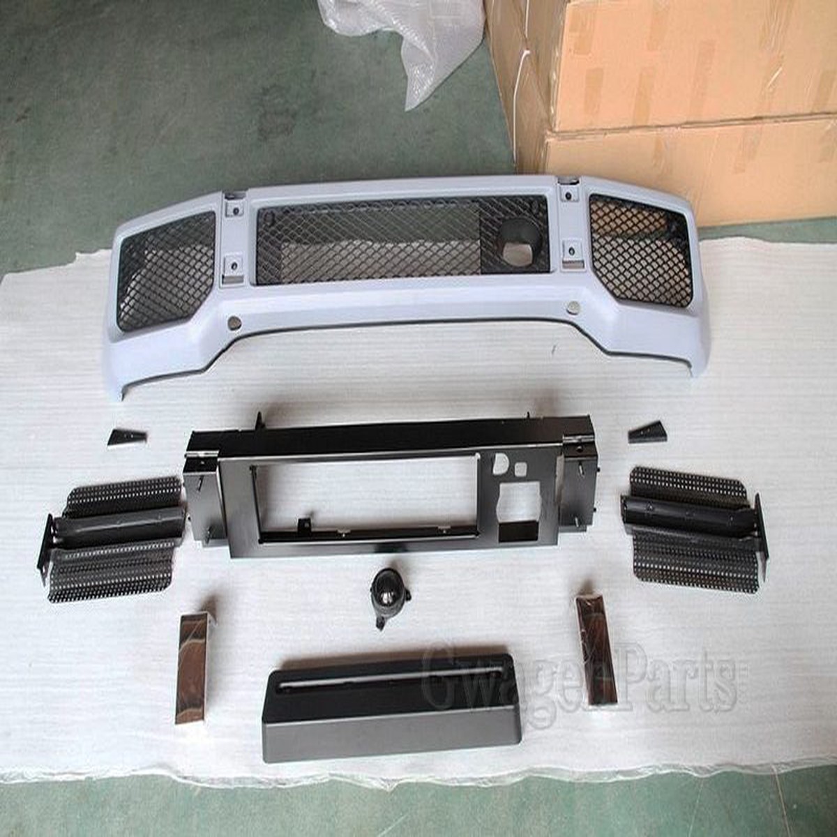 Mercedes G63-style Front Bumper for 2002-2018 W463