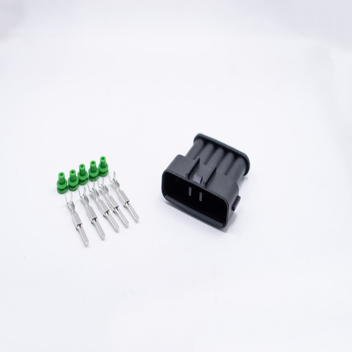 Yazaki 090II-5P-1 Connector