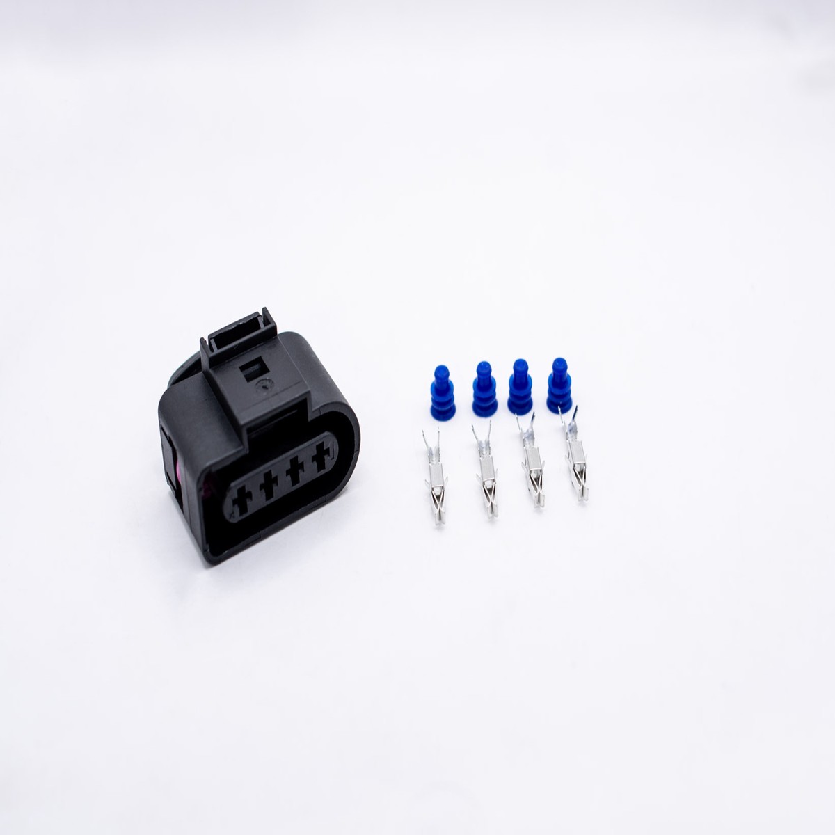 Amphenol/FEP FEP28-4S Connector