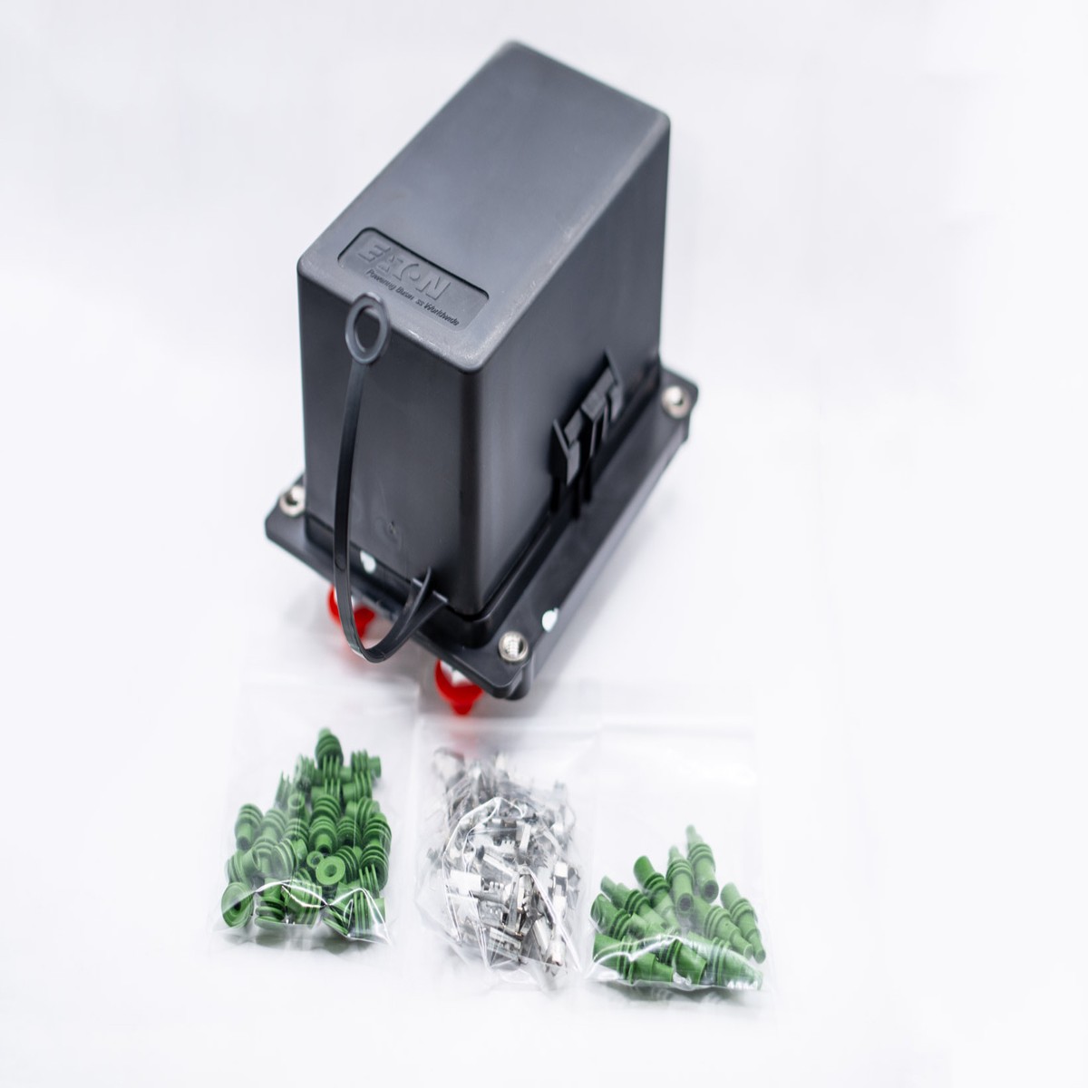 Bussmann Weatherproof 5 Relay Bussed Fuse Box