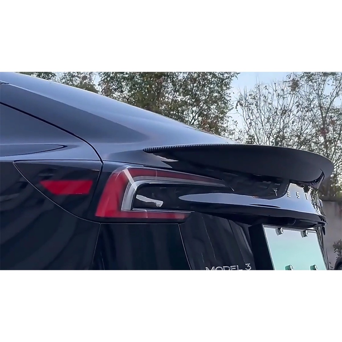 Takaspoileri  Tesla Model 3 Highland